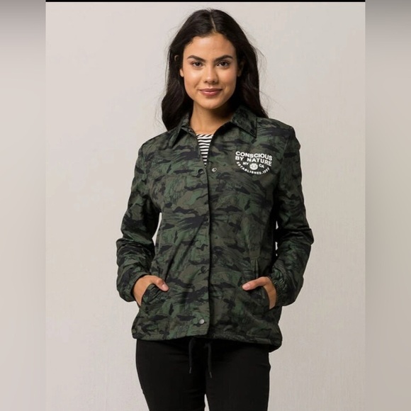 Element Camo Button front Women's  Size L(j5 - Picture 11 of 11